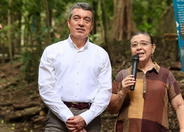 Inaugura Rutilio Escandón remodelación de los recintos del jaguar Yojk y de la nutria en el ZooMAT