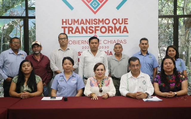 ¡Unidos por El Triunfo! 